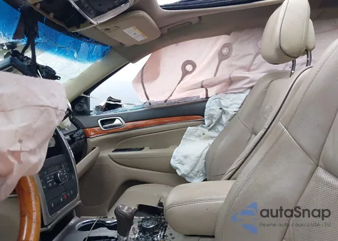 2012 Jeep Grand Cherokee Overland z USA, uszkodzony, nr VIN 1C4RJFCGXCC272719